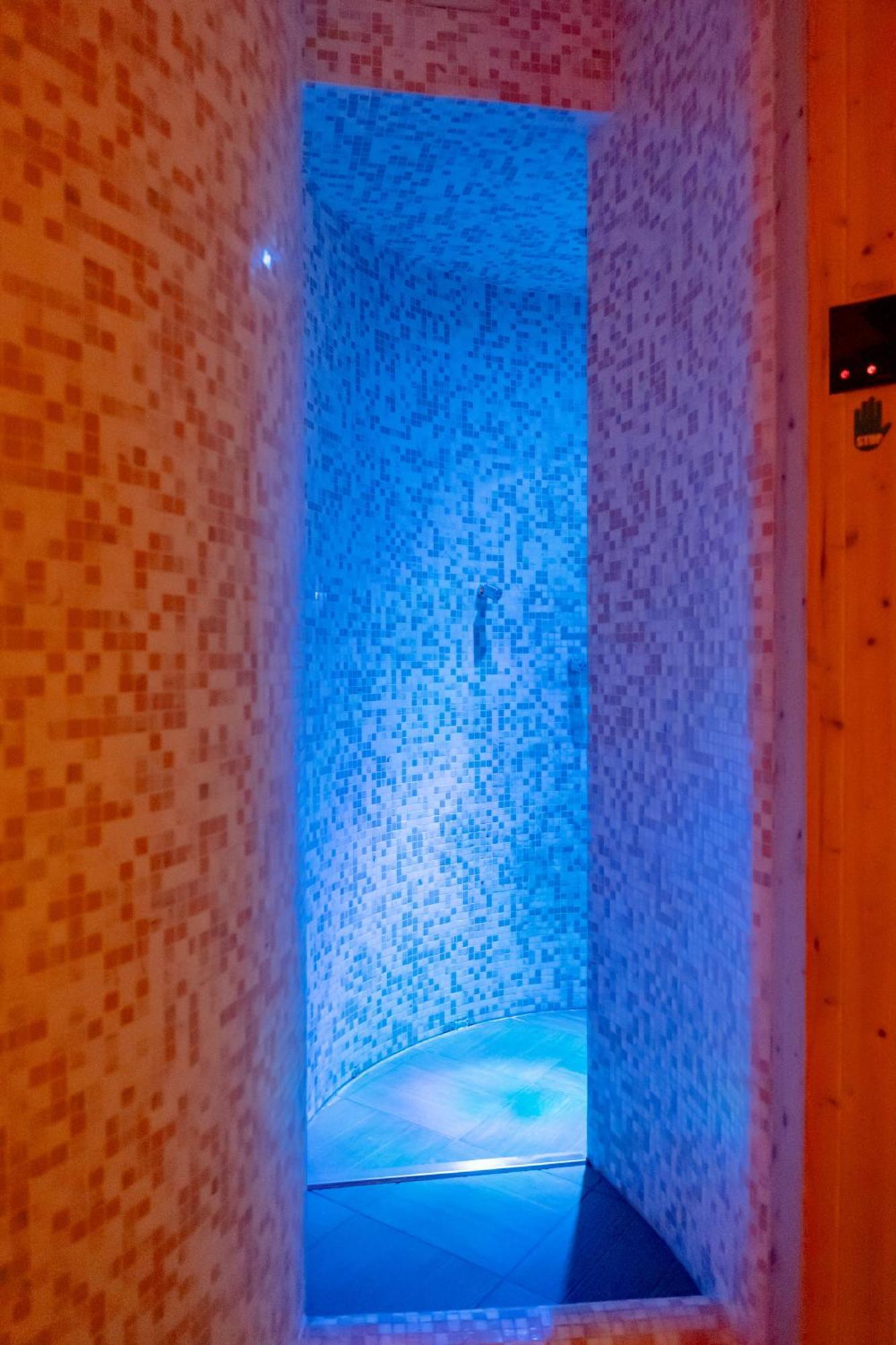 Spa Hotel Splendid Sole Манерба дел Гарда Екстериор снимка
